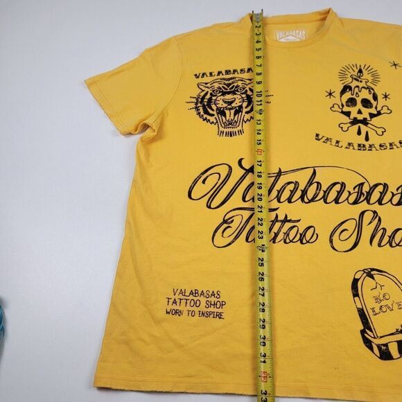 Valabasas Tattoo Shop Distressed Studded Tee T-Shirt Vintage Yellow Size XL Y2K - Picture 6 of 13